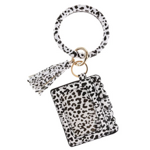 Load image into Gallery viewer, Toni Wristlet
