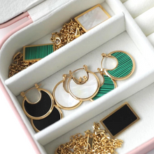 Load image into Gallery viewer, Zacapa Necklace
